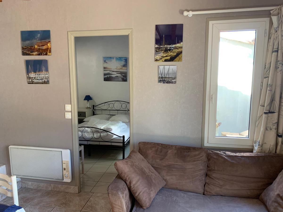 Maison De Pays Au Centre Du Village Saint-Martin-de-Ré Dış mekan fotoğraf